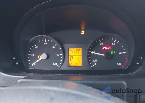 2011 Mercedes-Benz Sprinter 2500 High Roof из США, поврежденный, VIN WD3PE8CB1B5569256